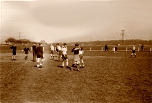 Alter Sportplatz Spielszene um 1935